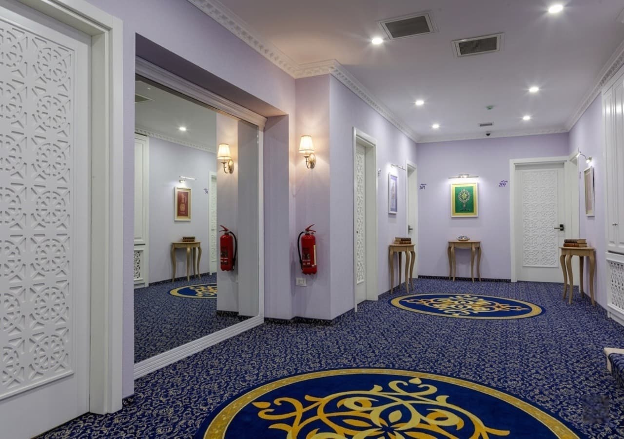 Seven Gates Hotel & Restaurant
